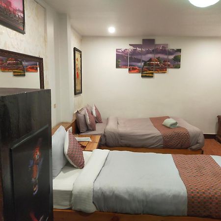 Hotel Shree Tara Катманду Экстерьер фото