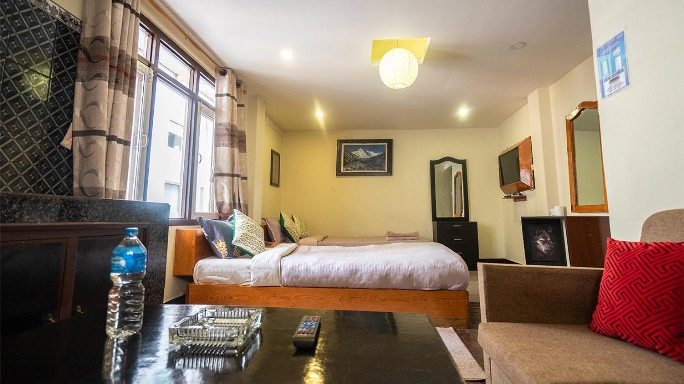 Hotel Shree Tara Катманду Экстерьер фото