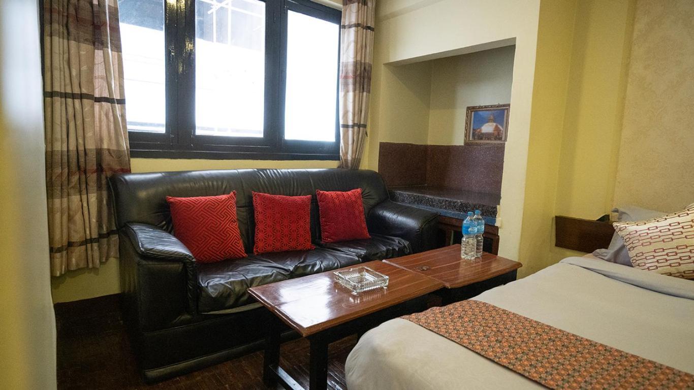 Hotel Shree Tara Катманду Экстерьер фото