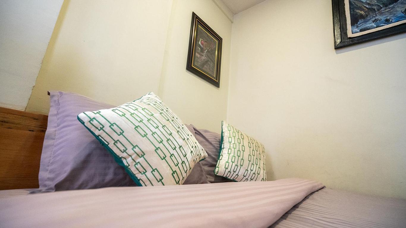 Hotel Shree Tara Катманду Экстерьер фото