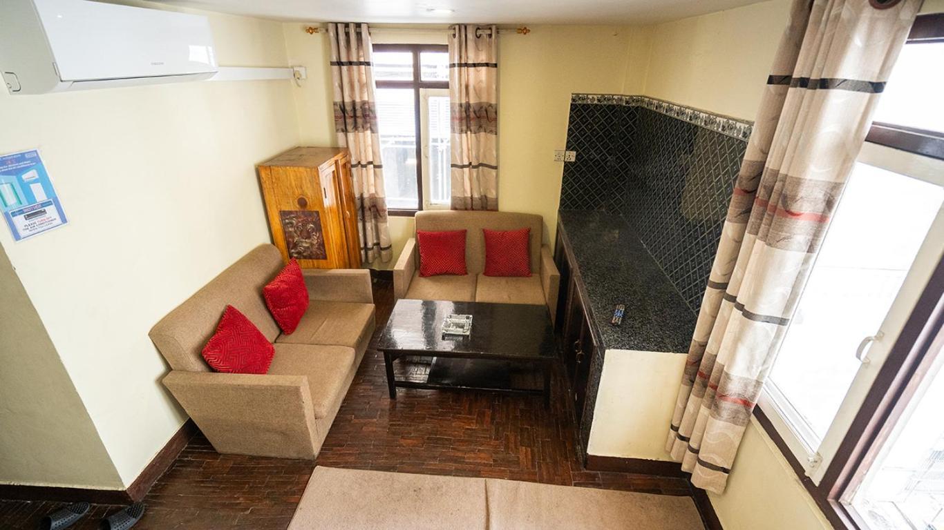 Hotel Shree Tara Катманду Экстерьер фото