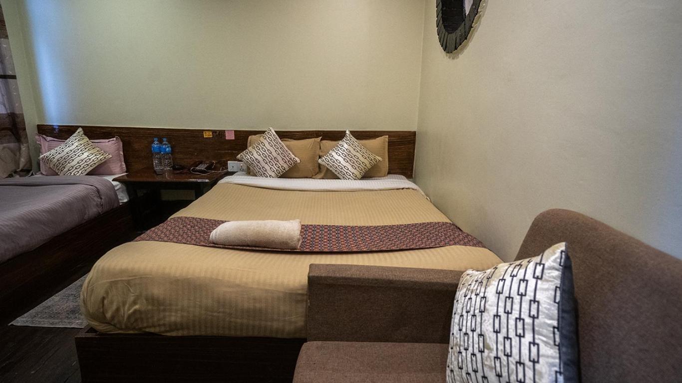 Hotel Shree Tara Катманду Экстерьер фото